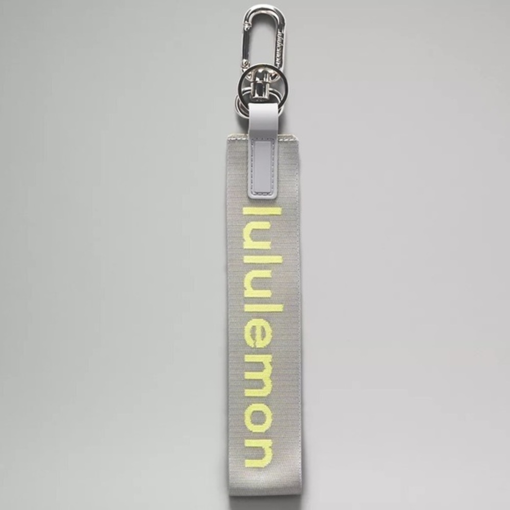 Lululemon Never Lost Keychain Rhino Gray / Electric Lemon BRAND NEW